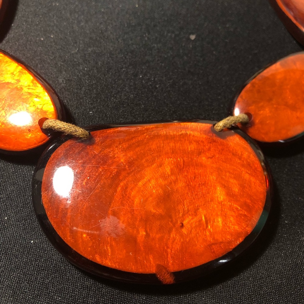 Brown statement necklace - Picture 3 of 4